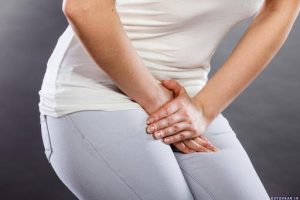 تیر کشیدن واژن (درد تیز در واژن)؛ علتها و درمان های طبی و خانگی