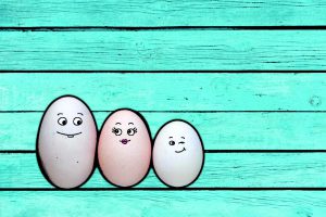 فواید و مضرات مصرف تخم مرغ و تاثیر آن بر رشد کودکان خردسال
